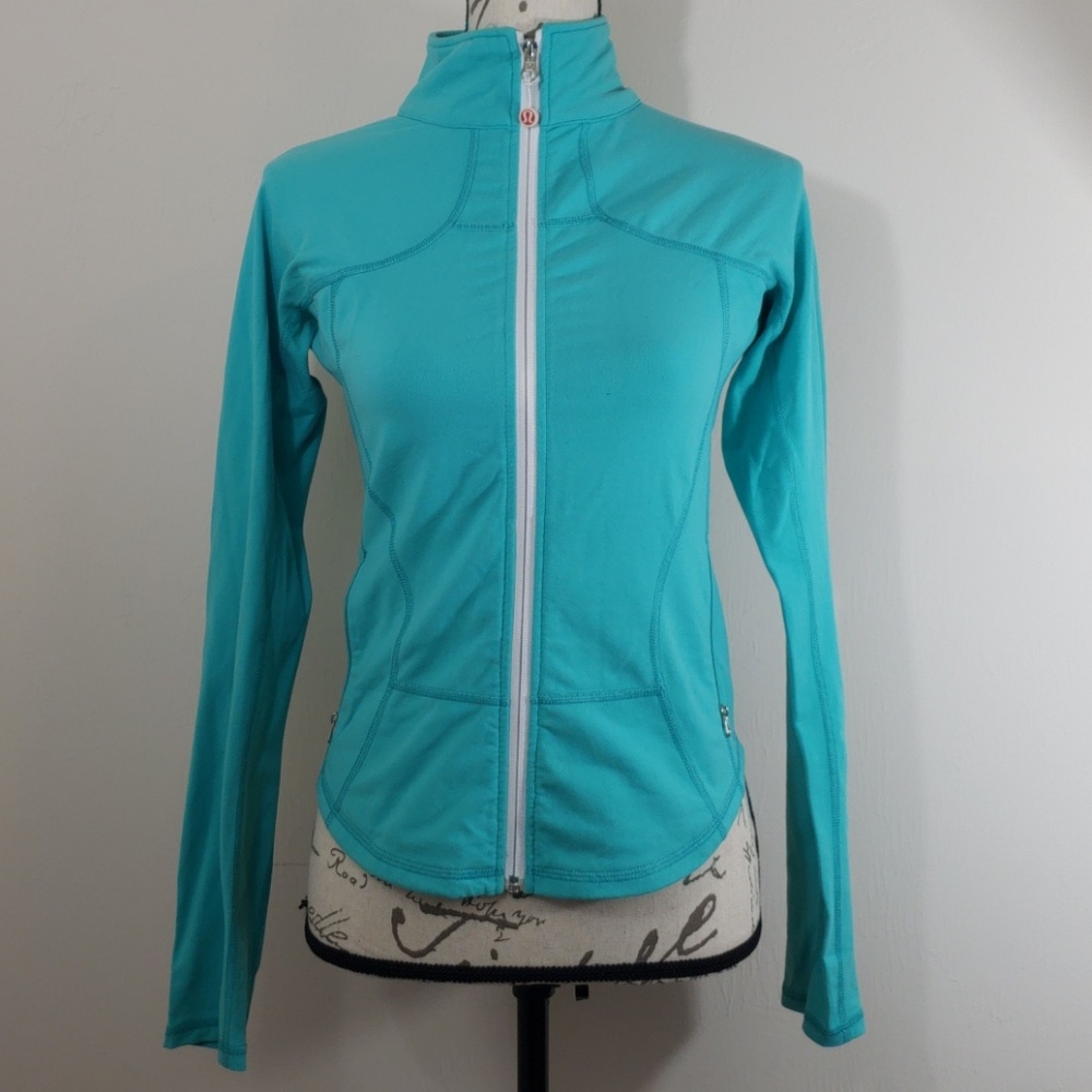 Lululemom athletics mint jacket size 4 zip up